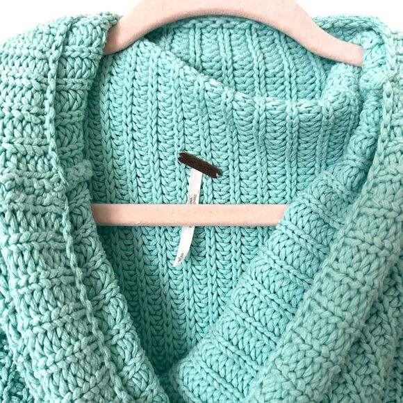 FREE PEOPLE Swim Too Deep Oversized Turtleneck Sweater Aqua Small - Picture 5 of 6